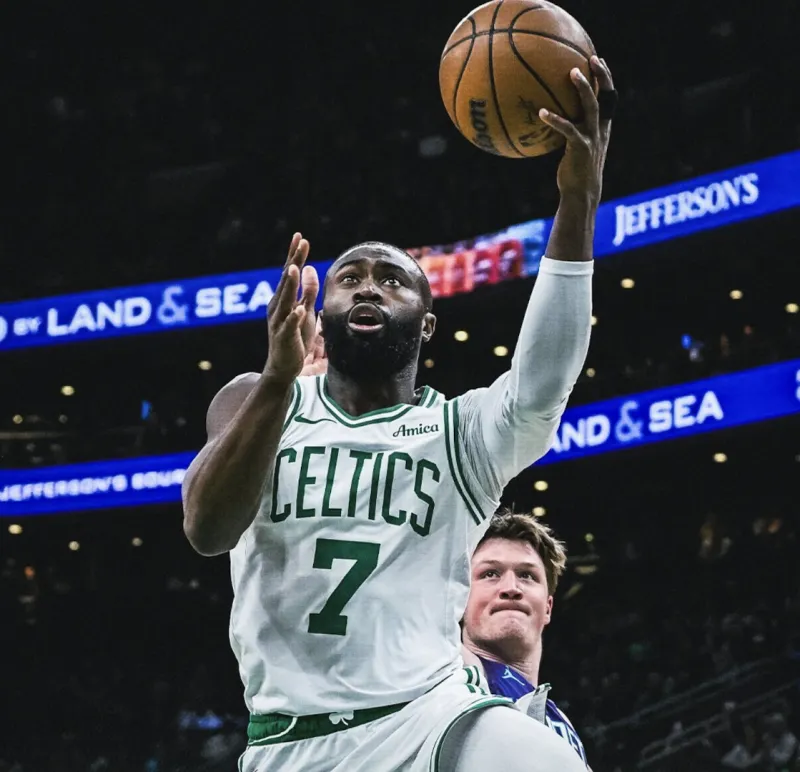 杰伦-布朗：今天我们的表现有失水准，作为领袖我会承担责任