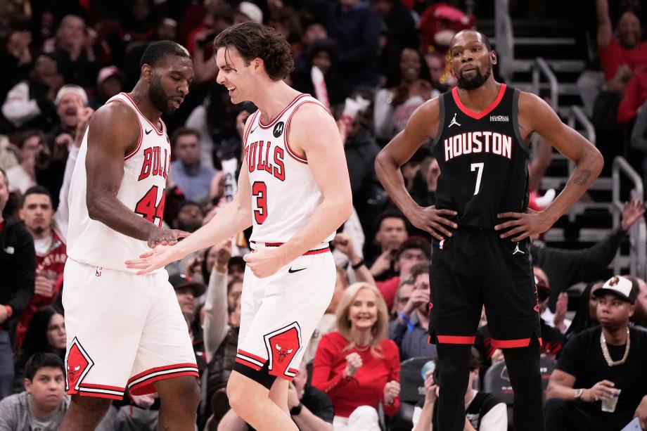 Kaiyun开云官方网站中国登录-杜兰特空砍40+7+5申京33分三双 火箭不敌公牛